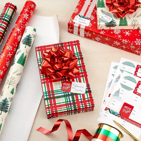 Hallmark Rustic Red&Green Christmas Wrapping Paper Set-Paper, Ribbon, bo… - Picture 2 of 9